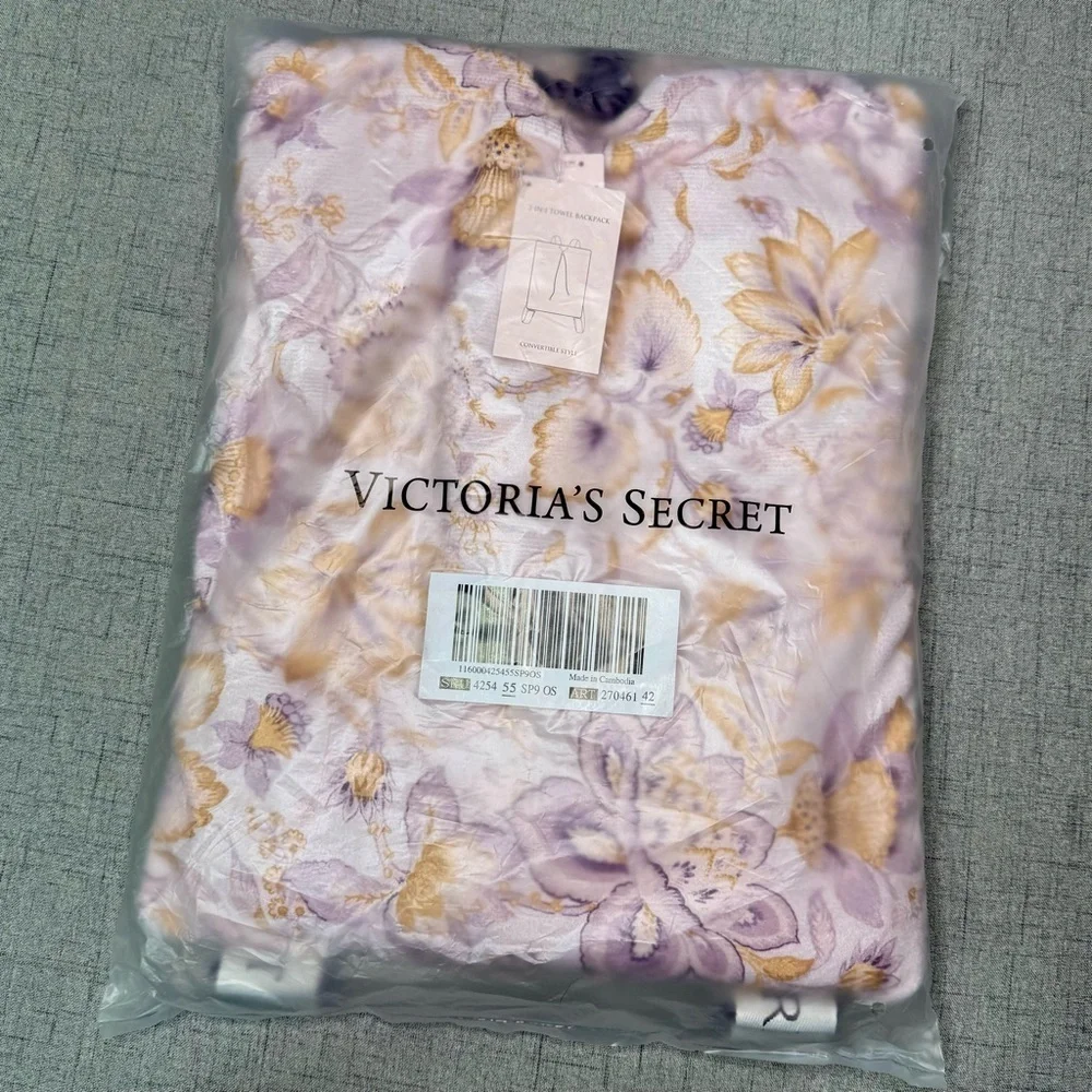 Victoria’s Secret 2 in 1 Beach Towel Backpack Pool Bag Purple Floral NWT